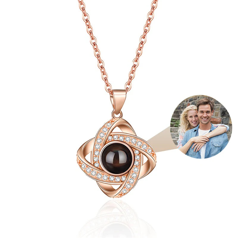 Saa076b8a257649c4a919cb682461497dk